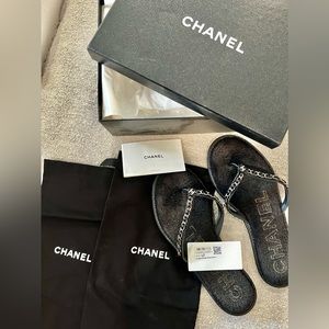 Chanel Spring 2021 Terry Gold Chain Slide Thong Sandals/Dusters(2)/Box & Papers